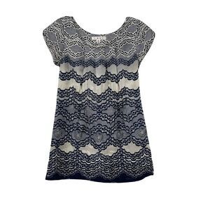 CAbi Silk Chantilly Lace Print Blouse Top Blue #817 Size XS Short Sleeve Shirt